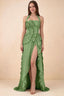 Vestido largo Celeste de plumeti con volantes, cuello halter y abertura alta