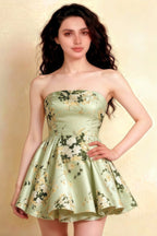 Close Up LVLVS Catherine Green Floral Print Bandeau Dress in bonded crepe for Cocktail Party and Classy Casual Event
