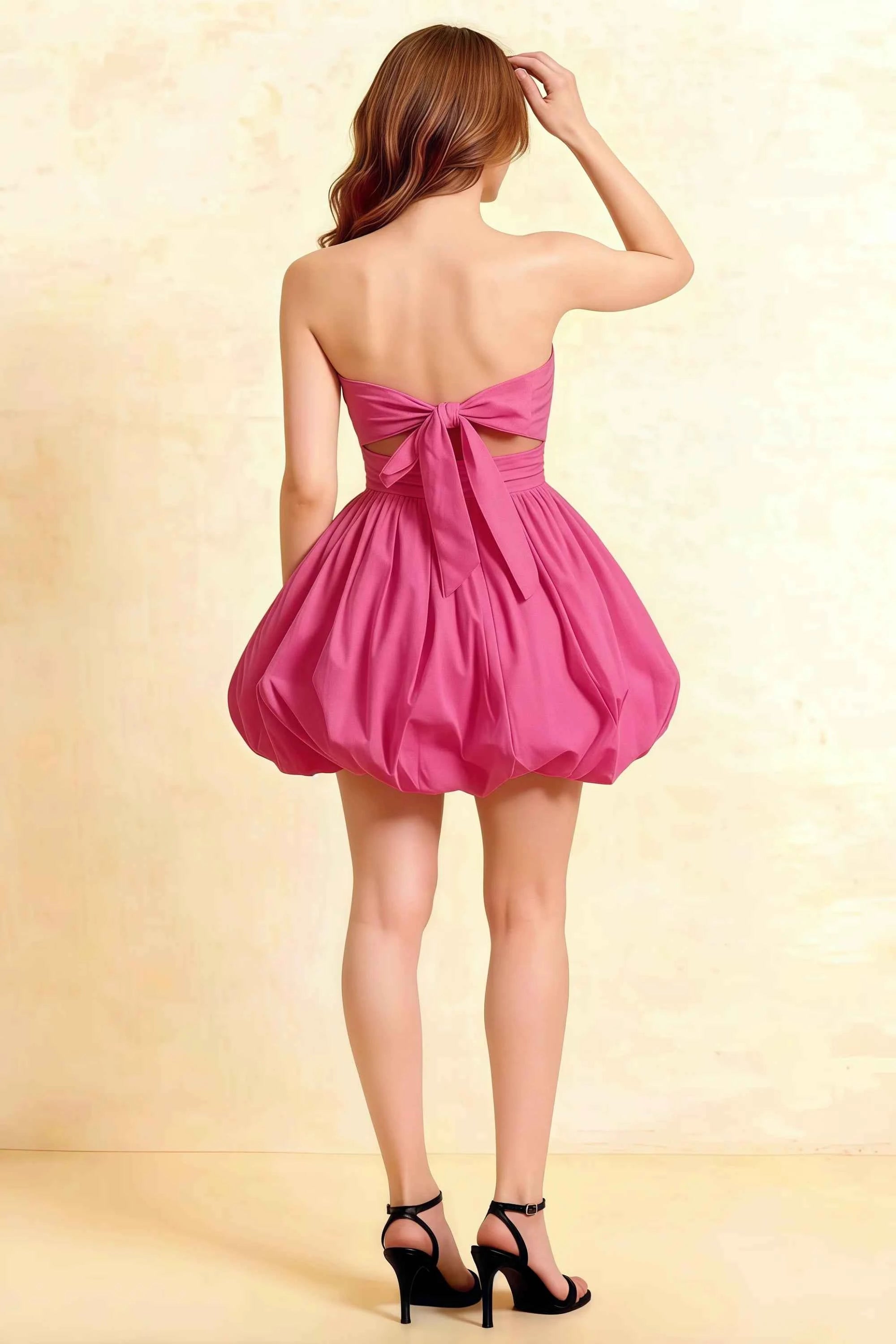 Cathy Hot Pink Puff Ball Strapless Mini Dress with Ruching Details Imagen secundaria del producto