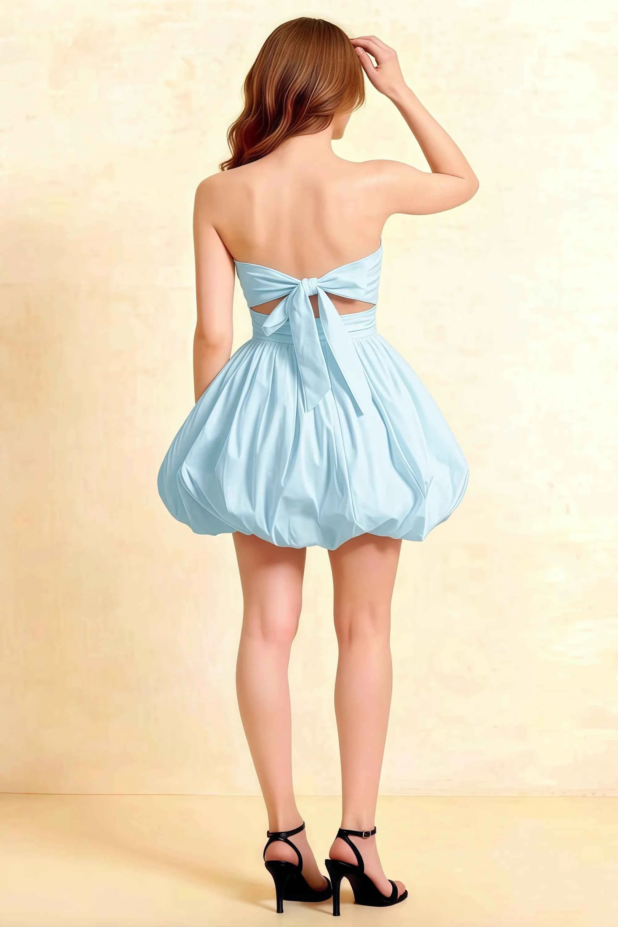 Cathy Light Blue Puff Ball Strapless Mini Dress with Ruching Details Imagen secundaria del producto