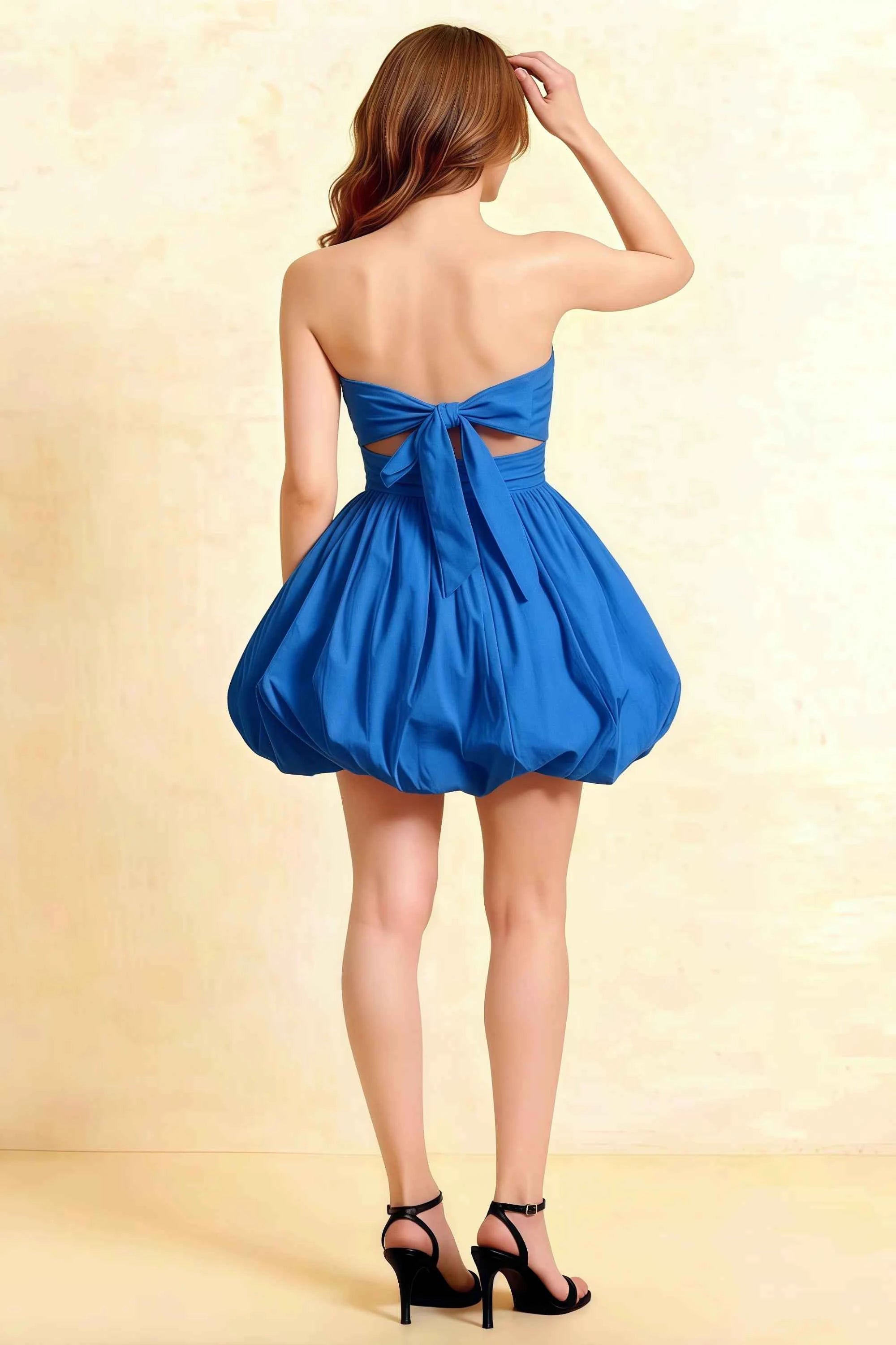 Cathy Royal Blue Puff Ball Strapless Mini Dress with Ruching Details Imagen secundaria del producto