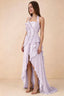Vestido largo Celeste color lila plisado con volantes, cuello halter y abertura alta