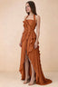 Vestido largo Celeste color óxido con cintura plisada, volantes, cuello halter y abertura alta