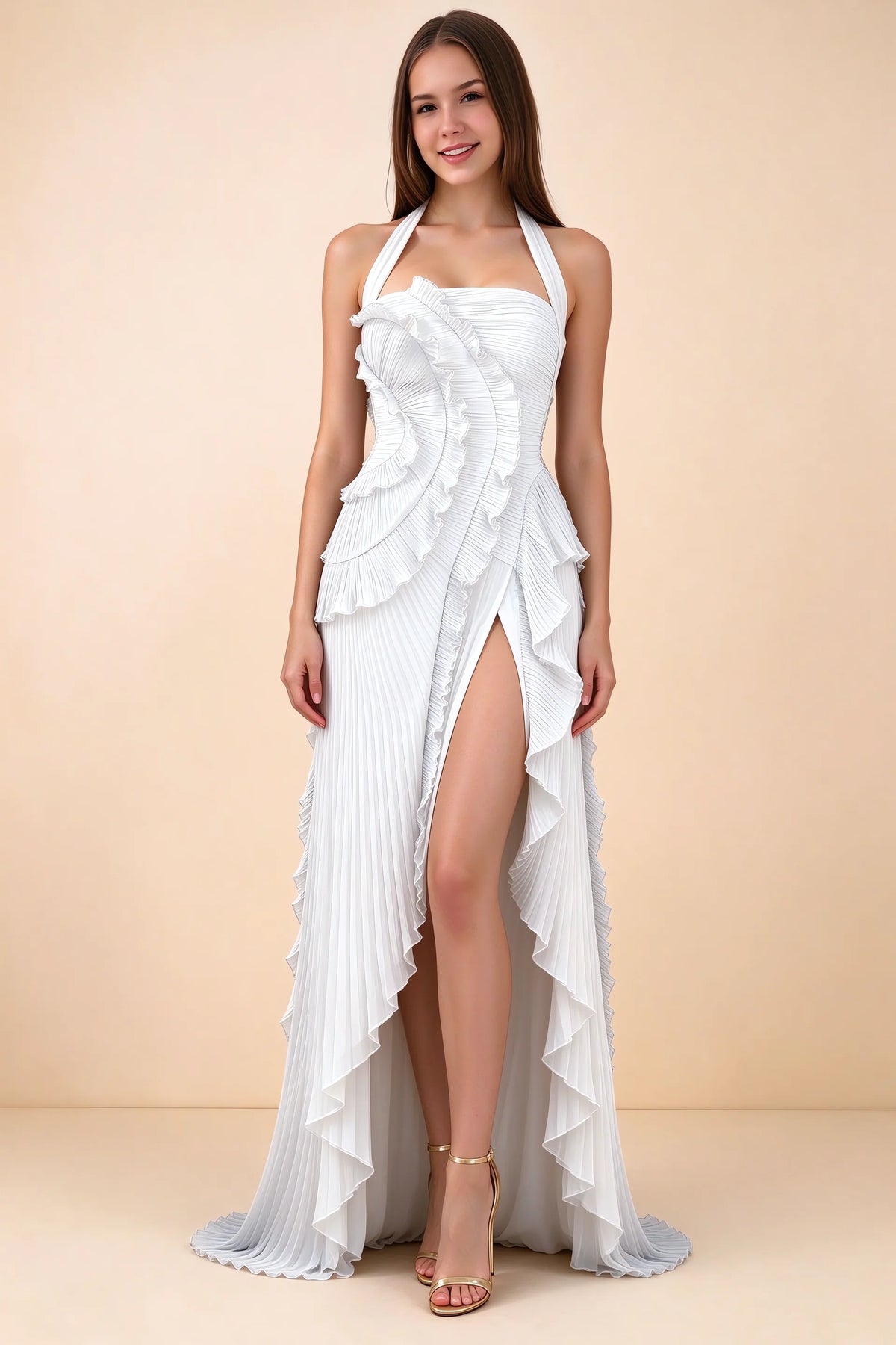 Vestido largo Celeste blanco con volantes plisados, cuello halter y abertura alta