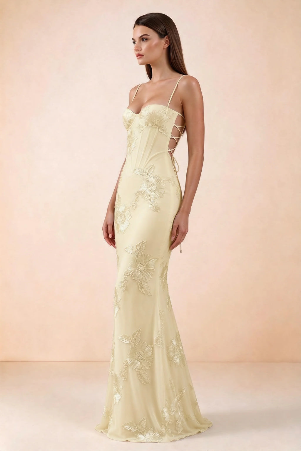 Vestido largo de sirena Celine con corsé bordado de limones y flores
