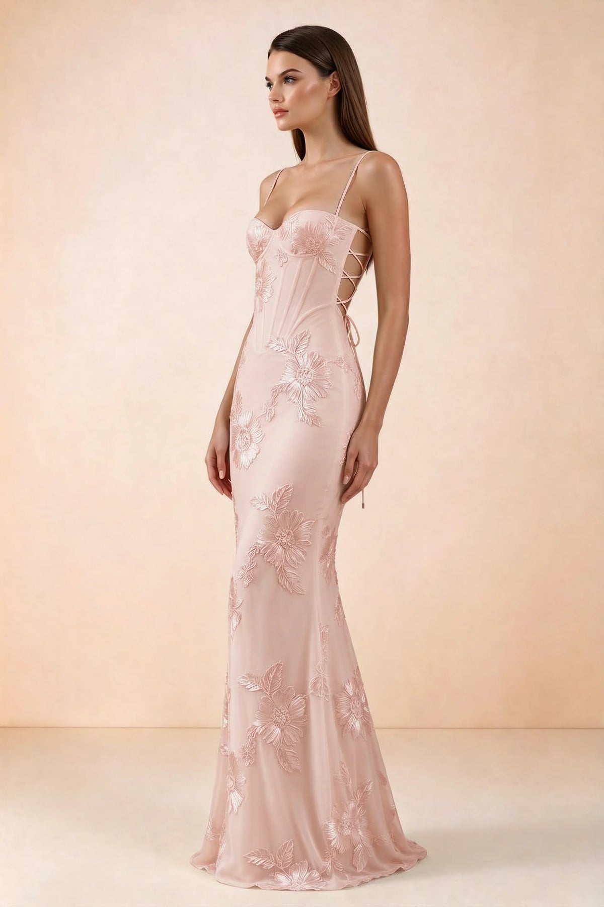 Vestido largo de sirena Celine rosa claro con corsé y bordado floral