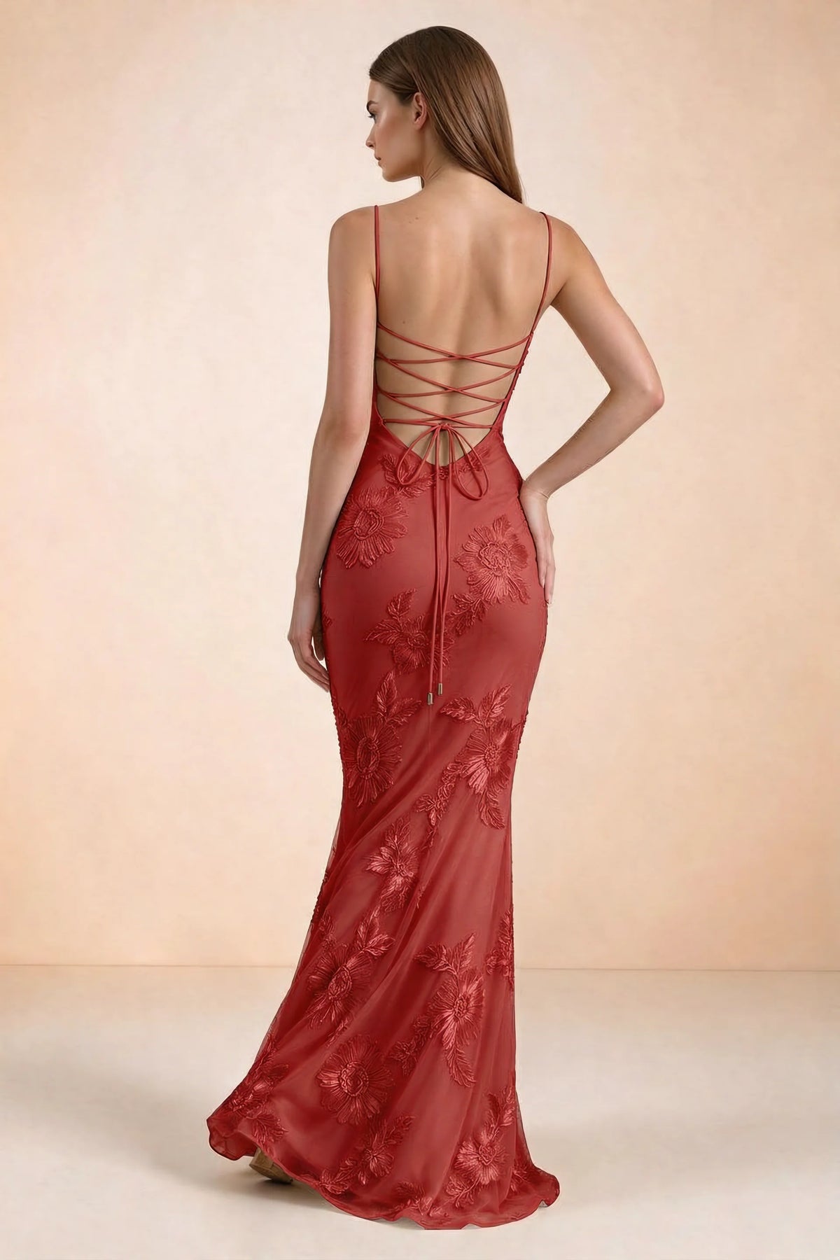 Vestido largo de sirena Celine rojo con corsé y bordado floral