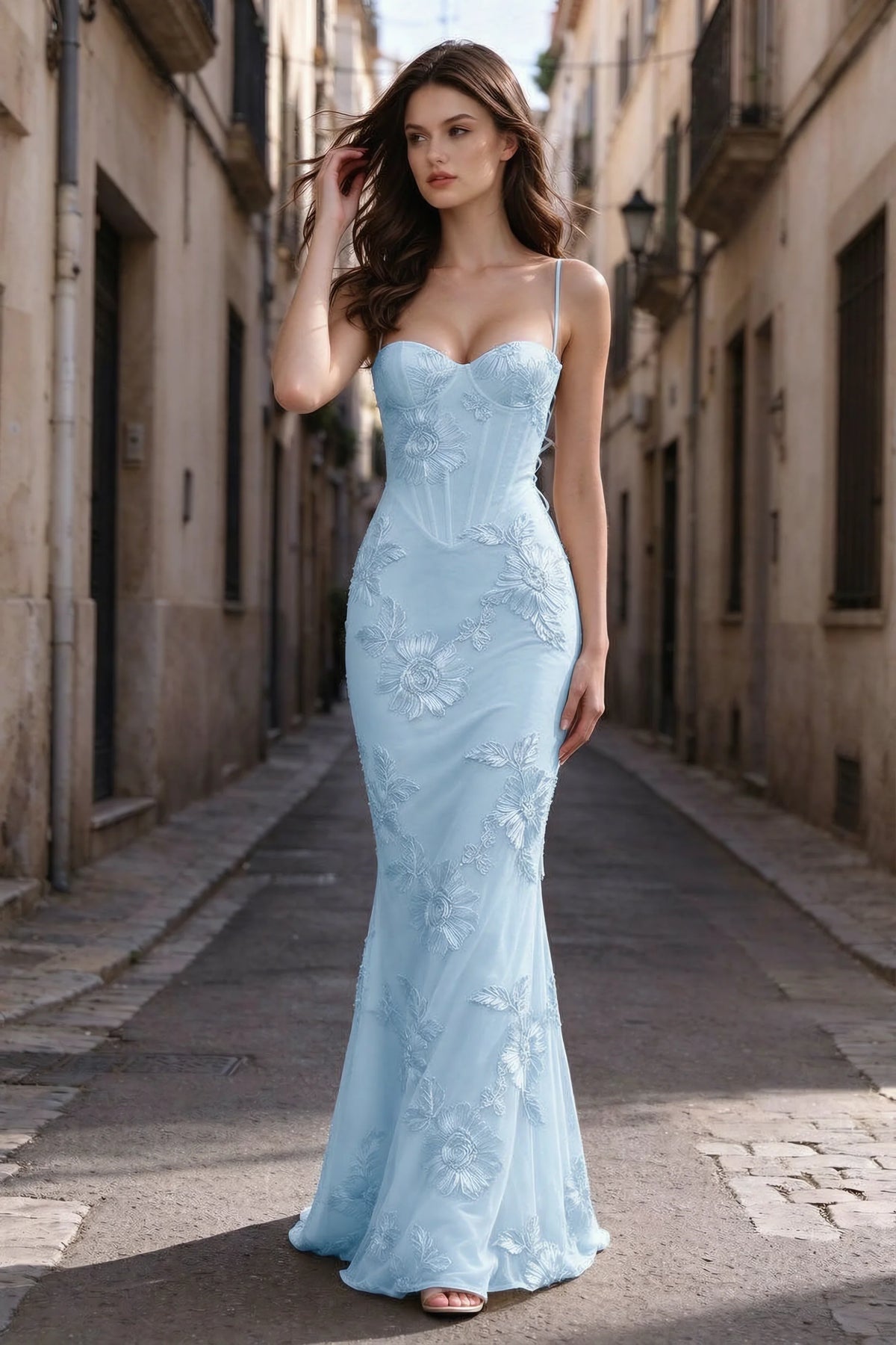 Vestido largo de sirena Celine azul cielo con corsé y bordado floral