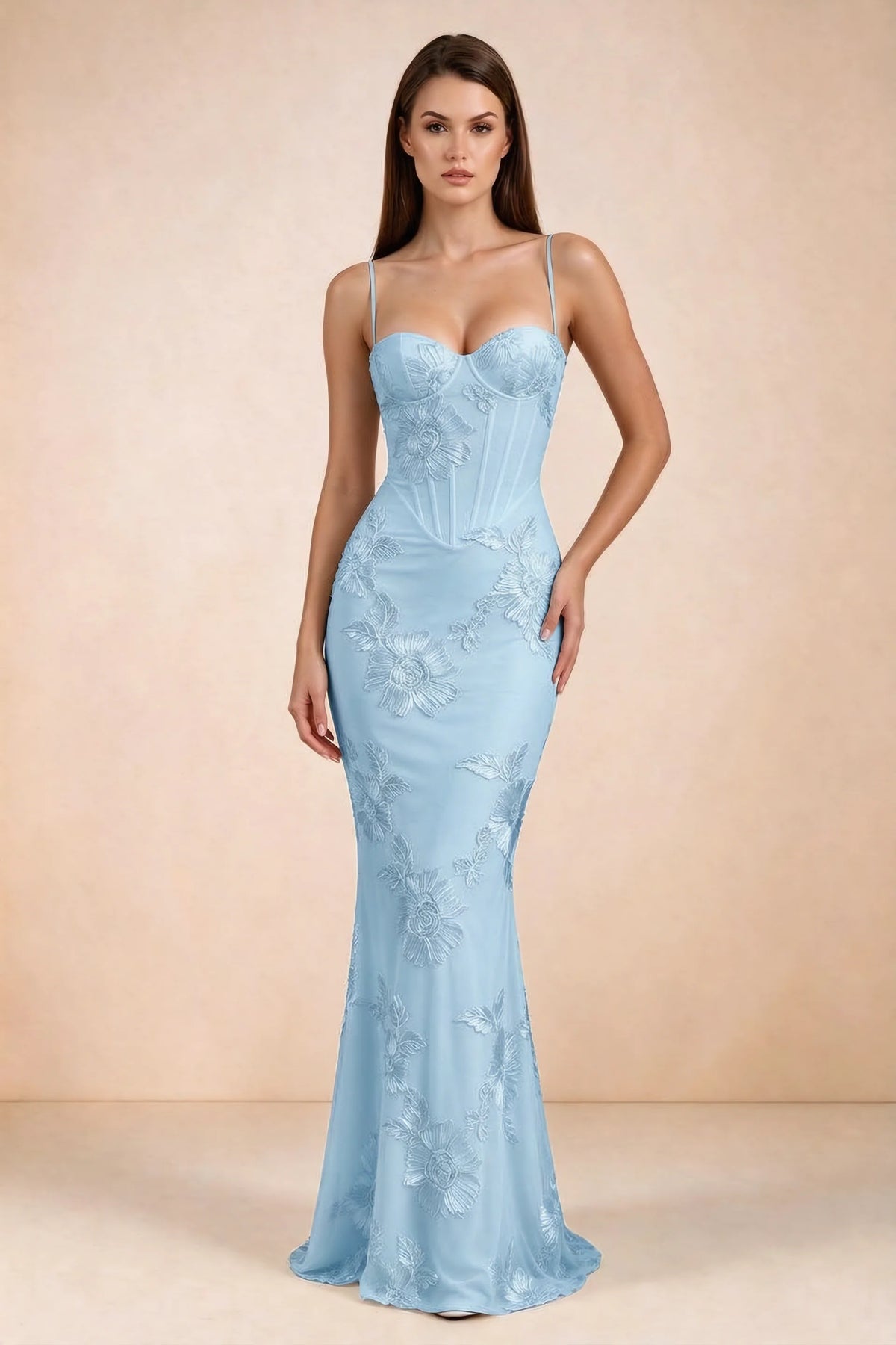 Vestido largo de sirena Celine azul cielo con corsé y bordado floral