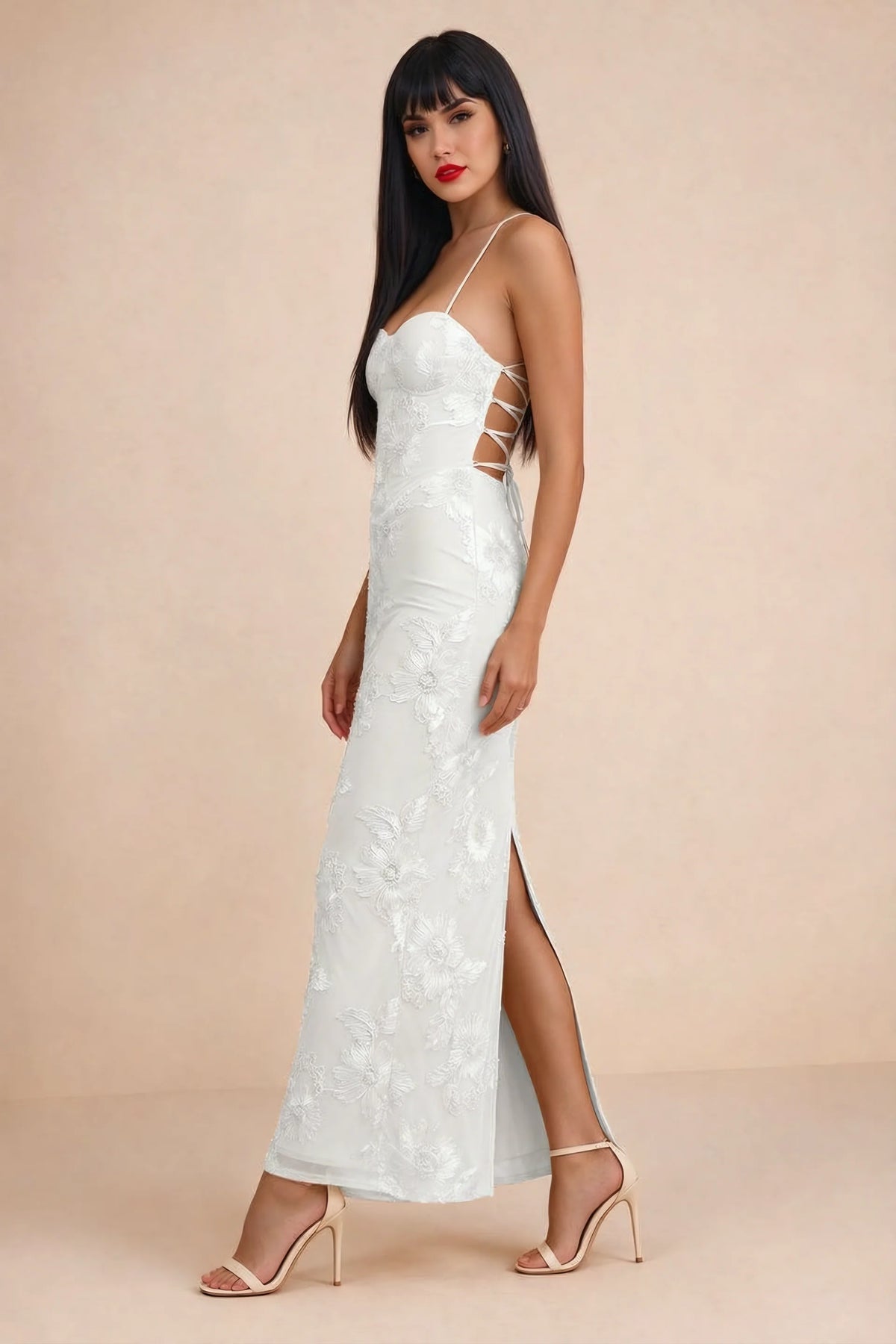 Clementine White 3D Floral Sweetheart Maxi Dress