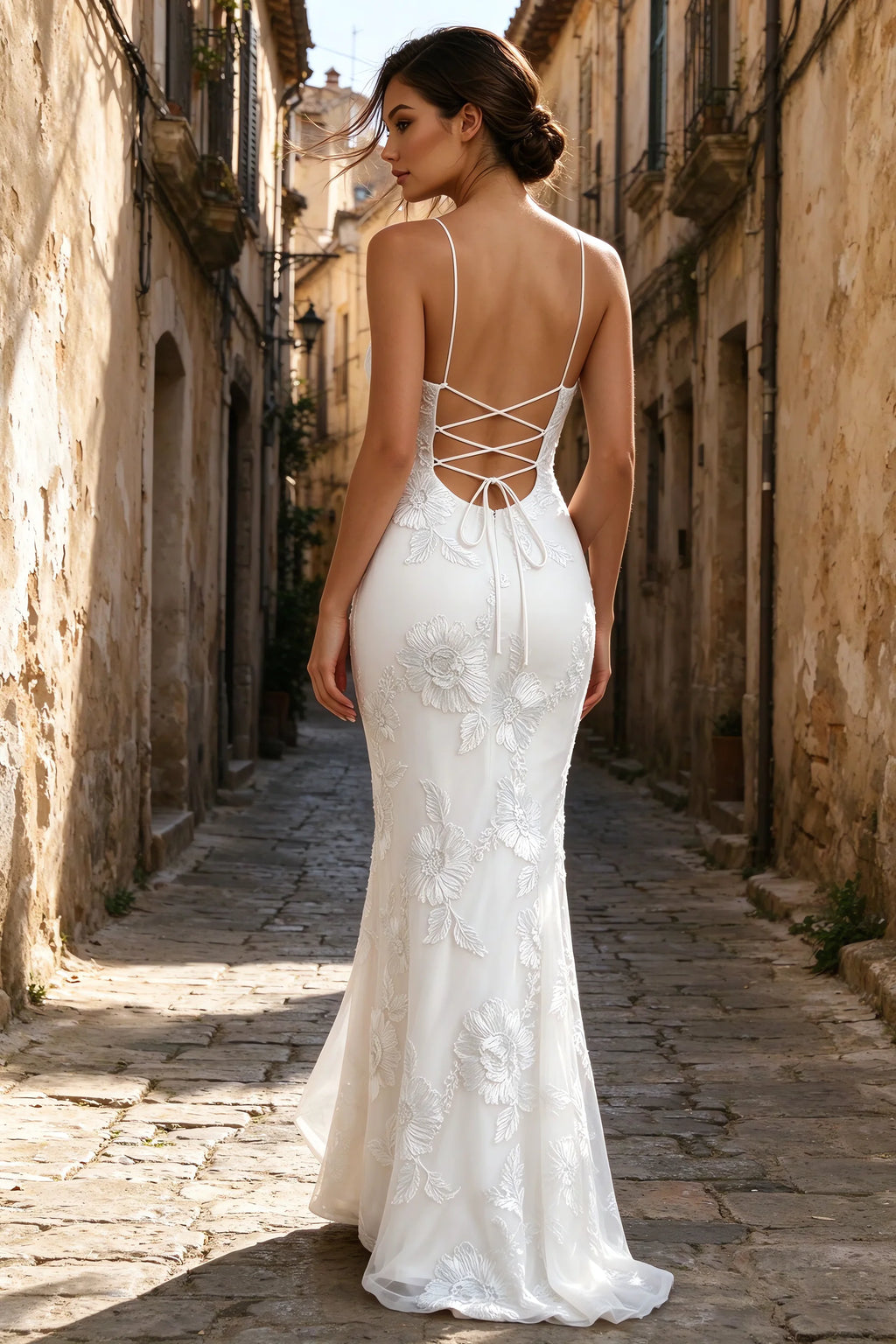 Vestido largo de sirena Cordelia blanco con apliques florales
