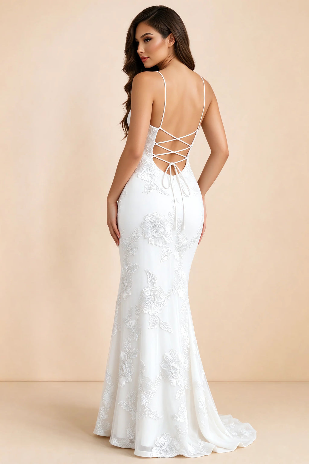 Vestido largo de sirena Cordelia blanco con apliques florales