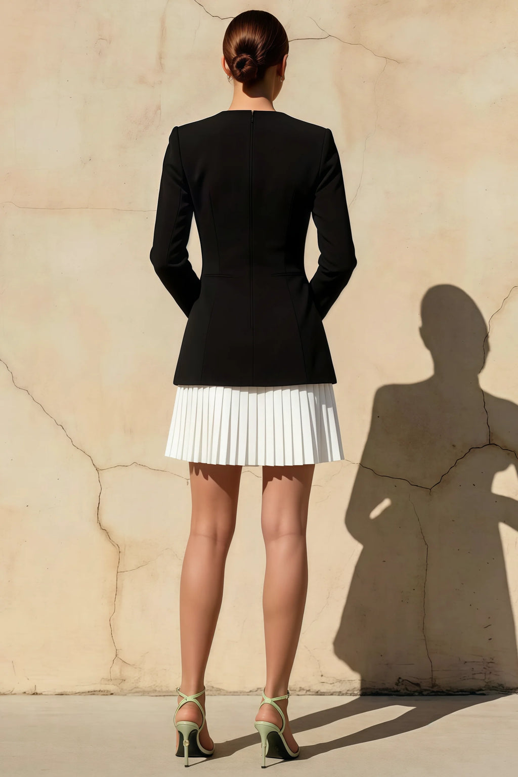 Debbie Black Sweetheart Neck Long Sleeve Mini Dress