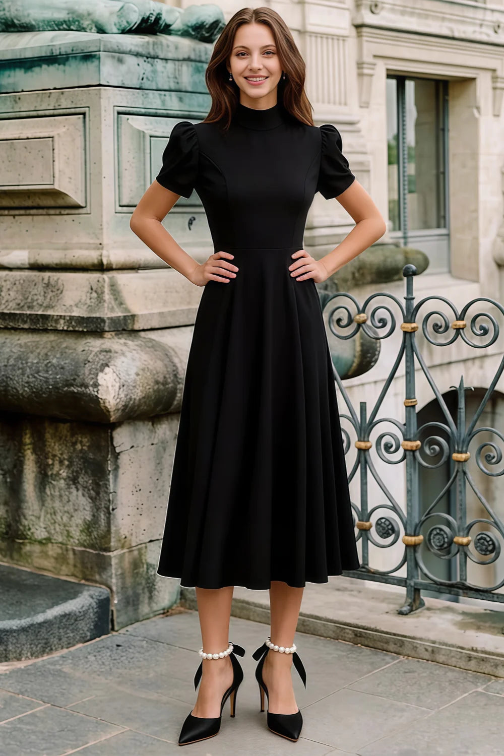 Vestido Midi de Cuello Alto de Neopreno Elástico Iris Negro