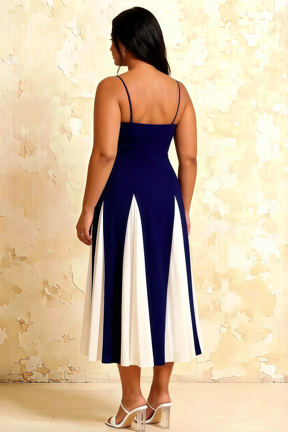 Vestido midi Isabel con falda A de tul color azul marino