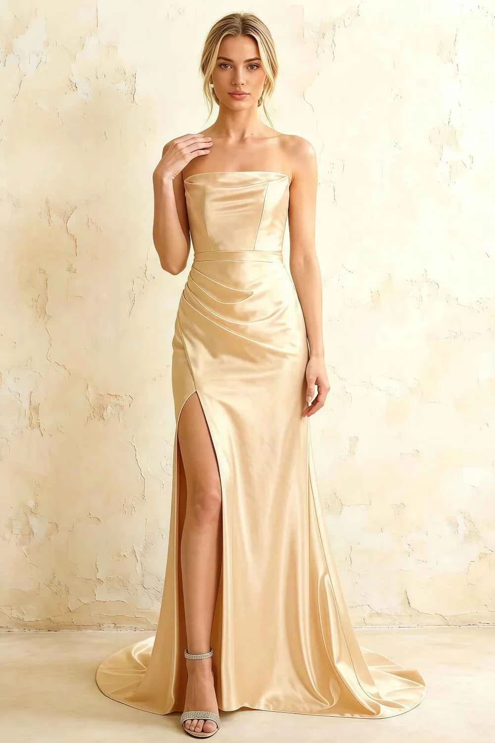 Jamie Champagne Satin Strapless Corset Maxi Dress Imagen principal del producto