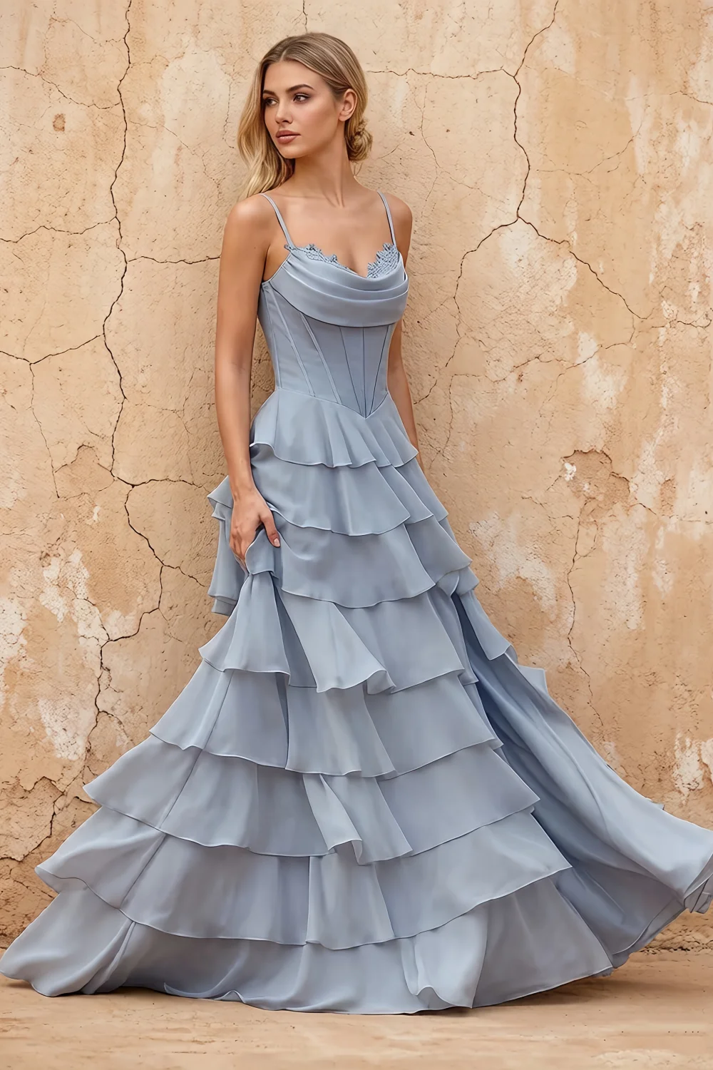 Vestido largo con corsé y volantes de chifón azul claro Lisa