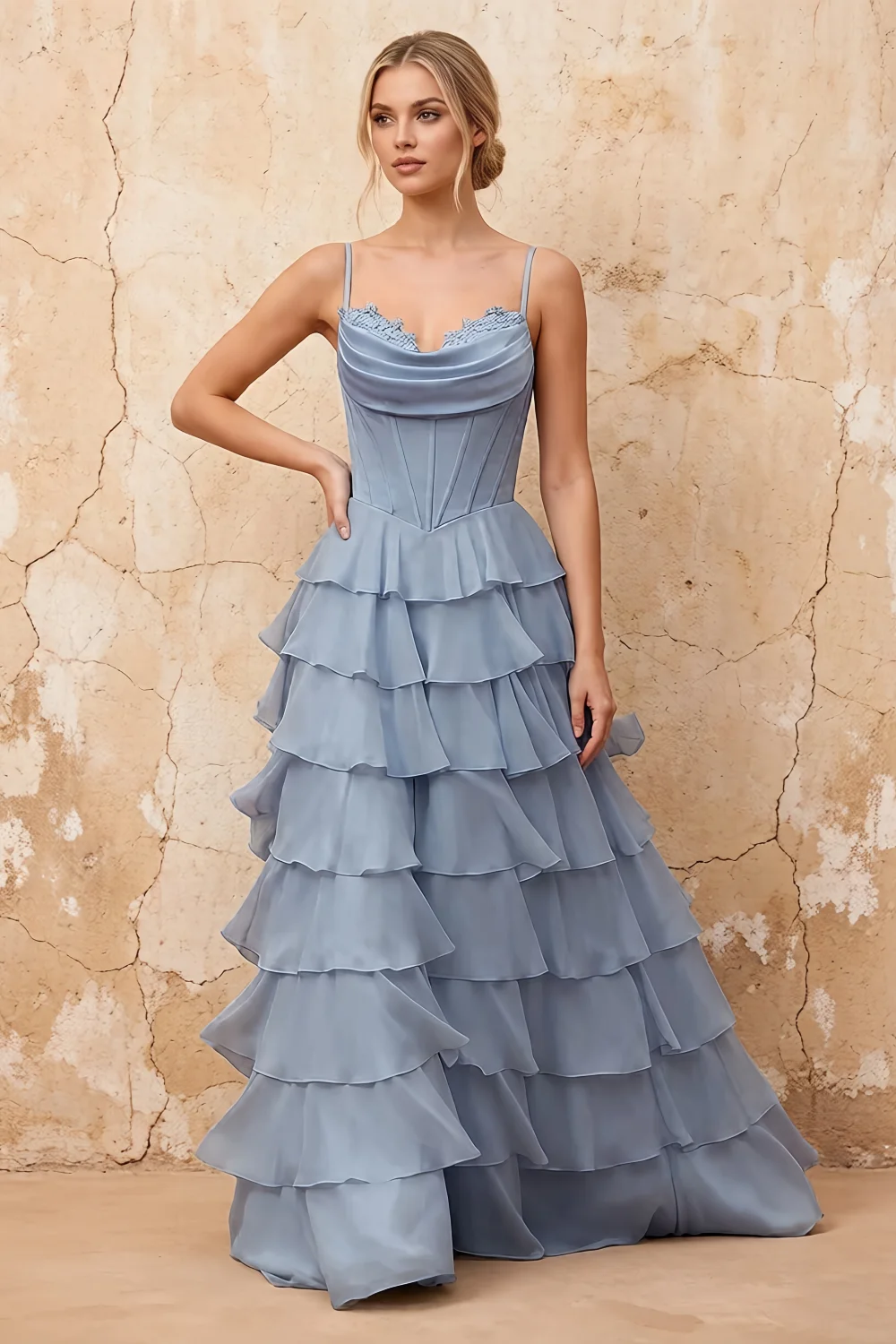 Vestido largo con corsé y volantes de chifón azul claro Lisa
