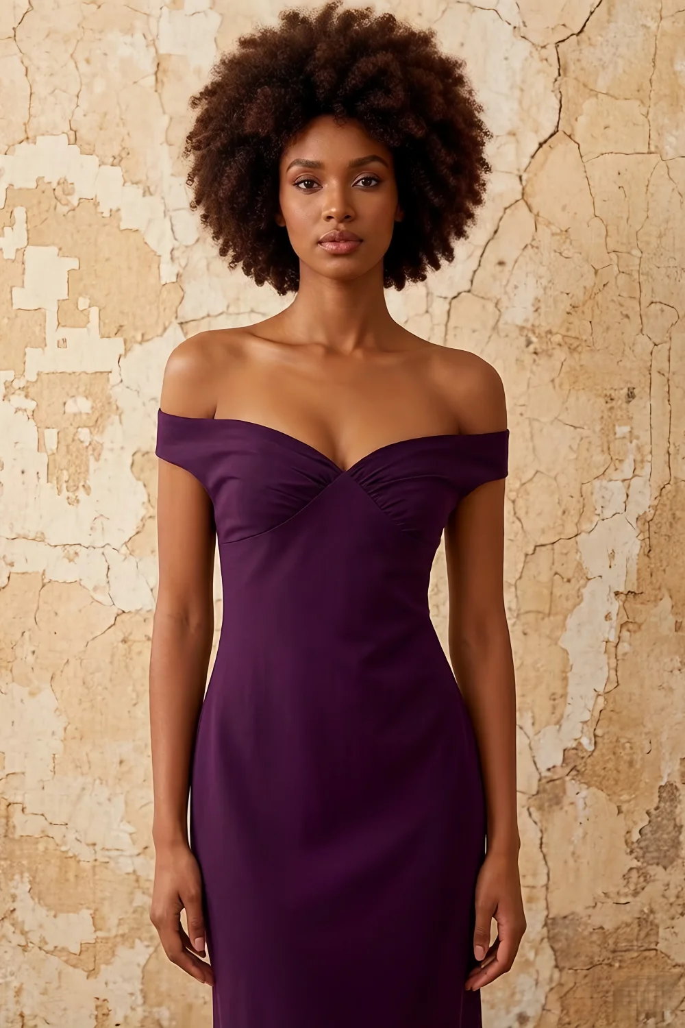 Vestido Largo Marina Color Uva Satén con Hombros Descubiertos