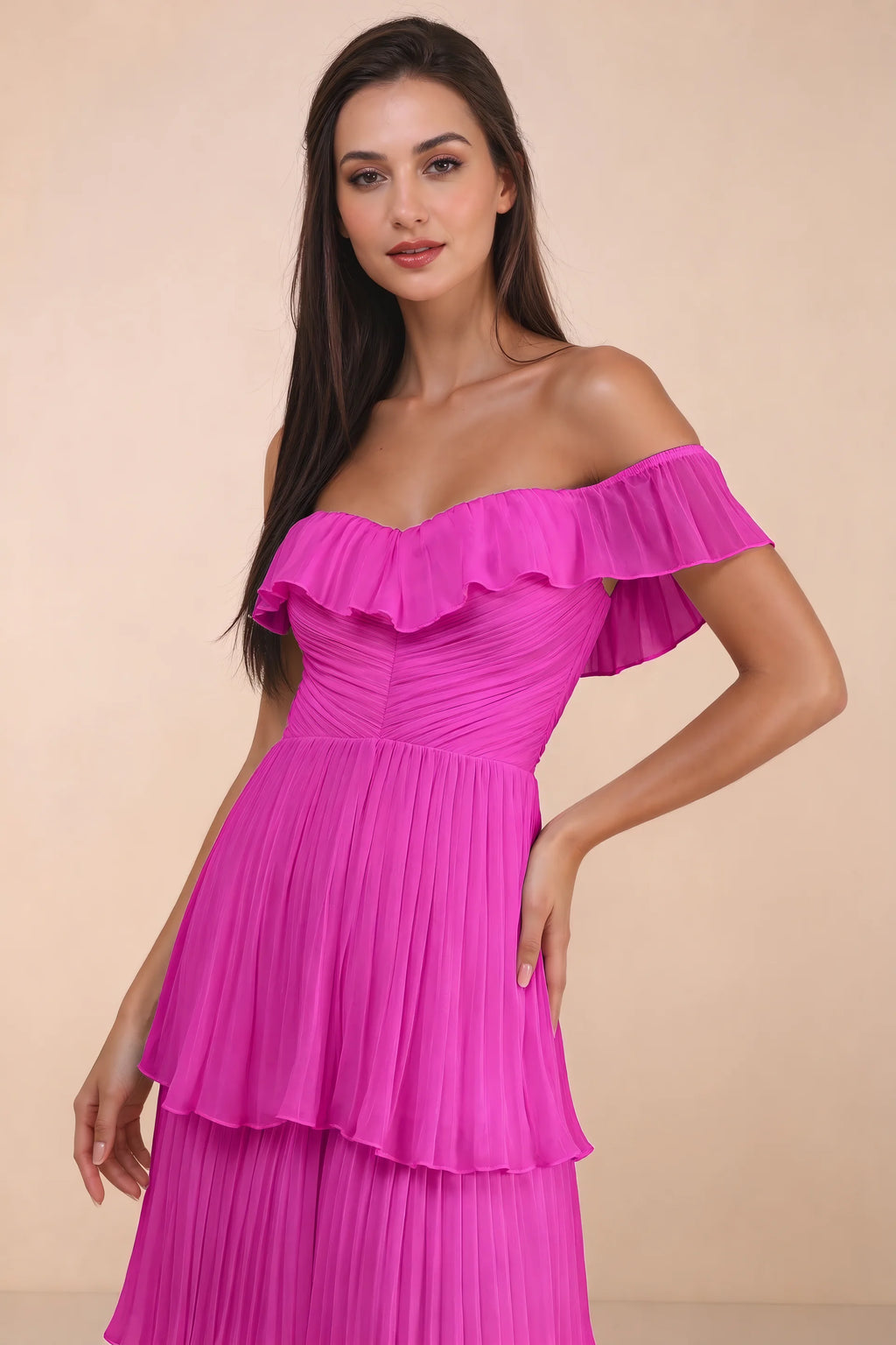 Close-up of shallow sweetheart neckline and off-shoulder ruffle and tiered skirt of Seraphina fuchsia tiered ruffle maxi dress