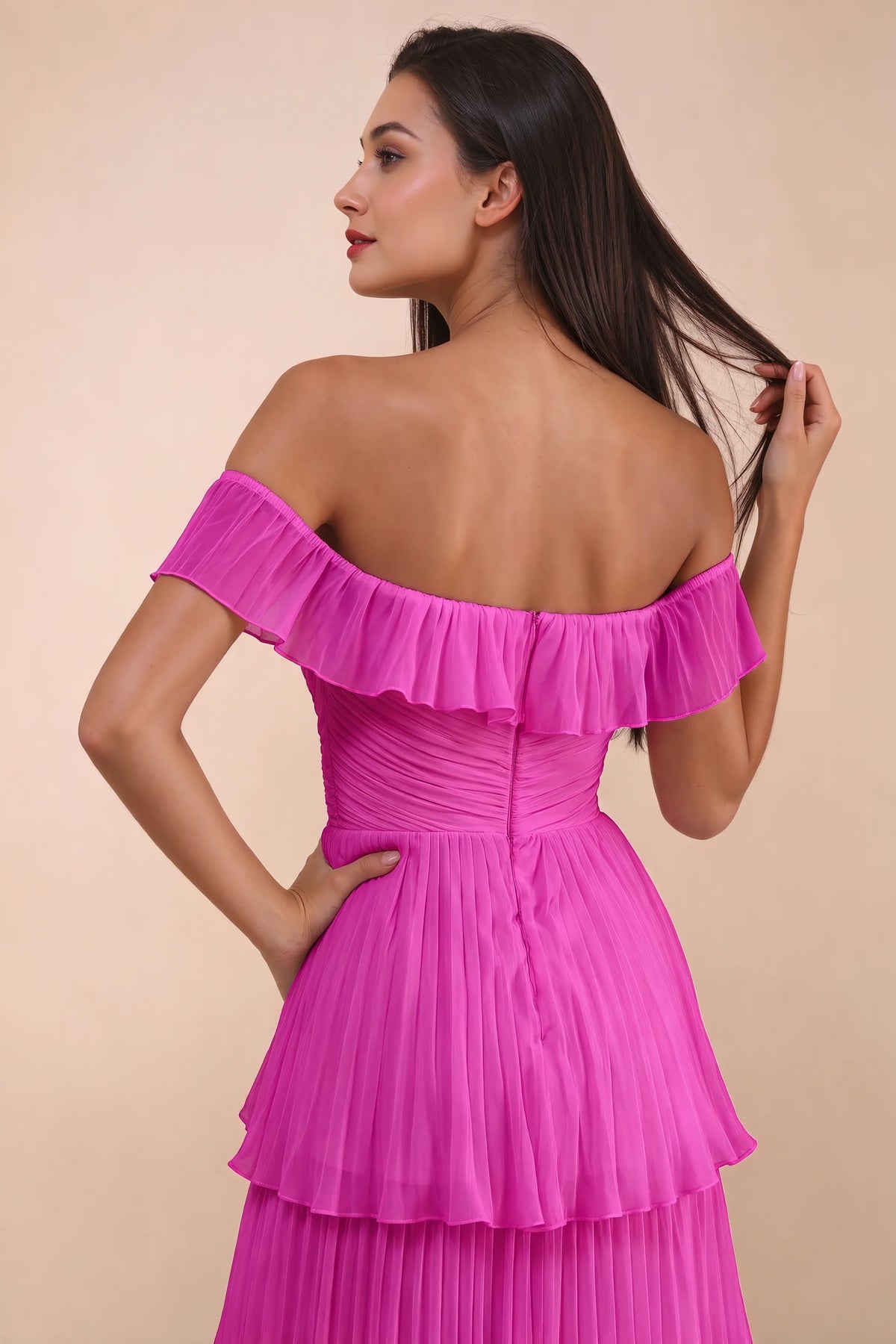Close-up of back neckline ruffle, ruching and centre-back zipper of Seraphina fuchsia tiered ruffle maxi dress