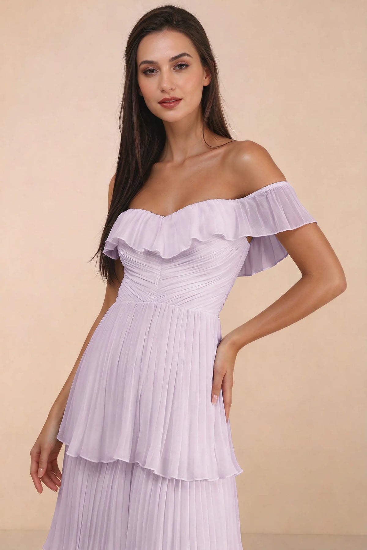 Close-up of shallow sweetheart neckline and off-shoulder ruffle and tiered skirt of Seraphina lilac tiered ruffle maxi dress